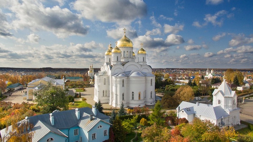 The virtual tour of the Diveyevo Monastery is available online