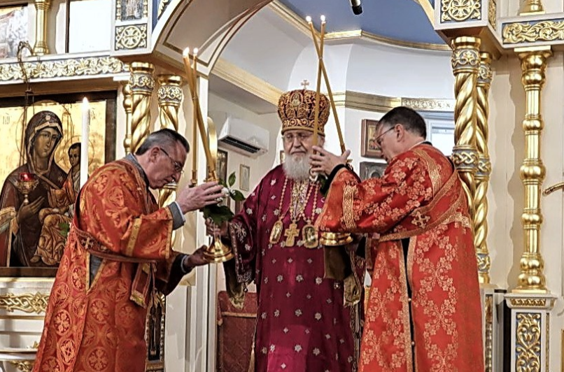 Metropolitan Hilarion of Eastern America and New York leads celebrations of the Elevation of the Cross of the Lord at the Synodal Cathedral of Our Lady “of the Sign”