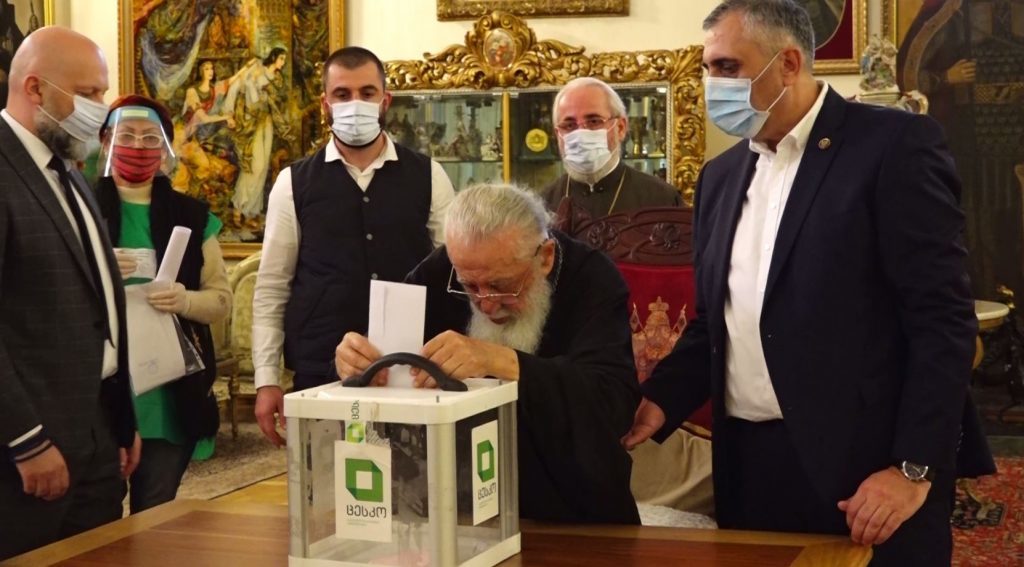 Το εκλογικό του δικαίωμα άσκησε ο Πατριάρχης Γεωργίας