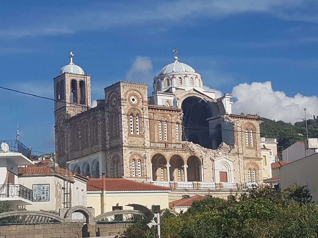 Earthquake near Samos island rocks Greece and Turkey, church collapses