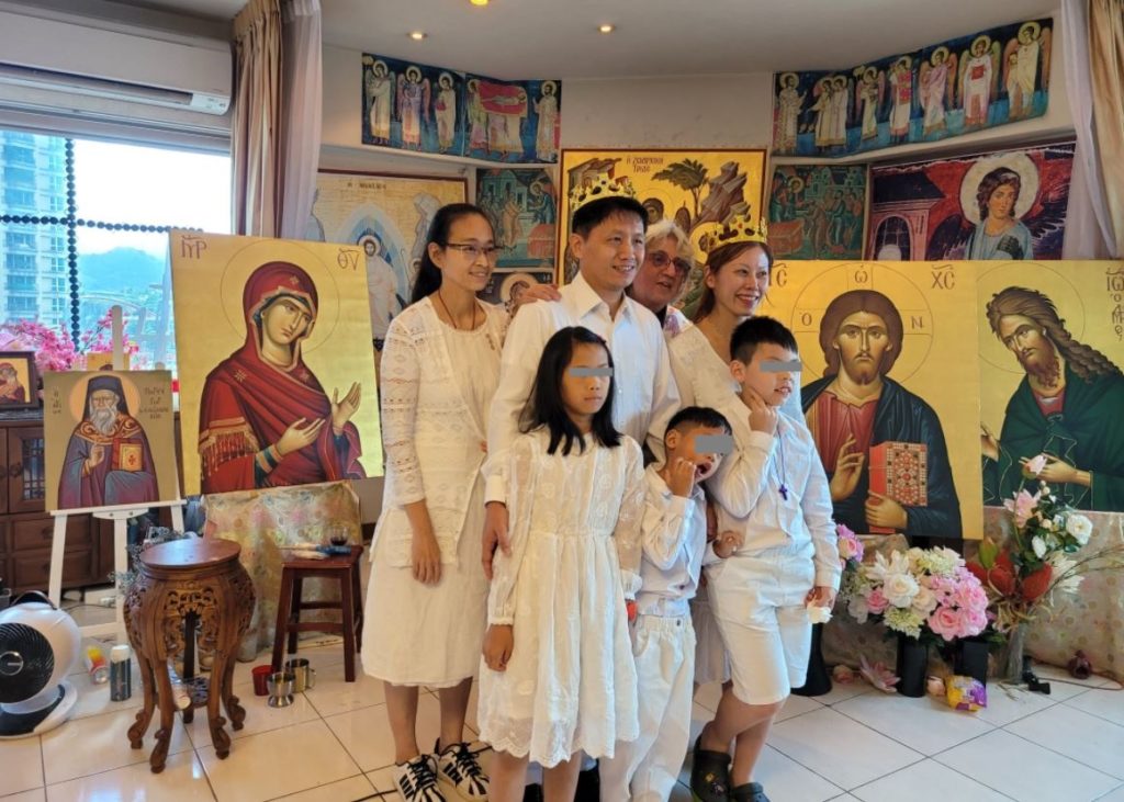 Πέντε Βαπτίσεις και ένας Γάμος στην Ταϊβάν