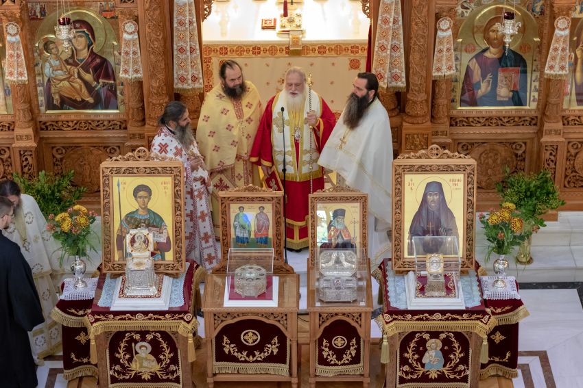 Το Ιερό λείψανο του Αγ. Λουκά υποδέχτηκε ο Άγιος Δημήτριος