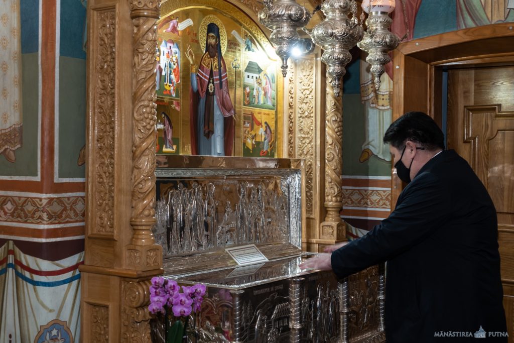 Kazakh Ambassador pays first visit to Bukovina: Putna Monastery is a welcoming, restful place
