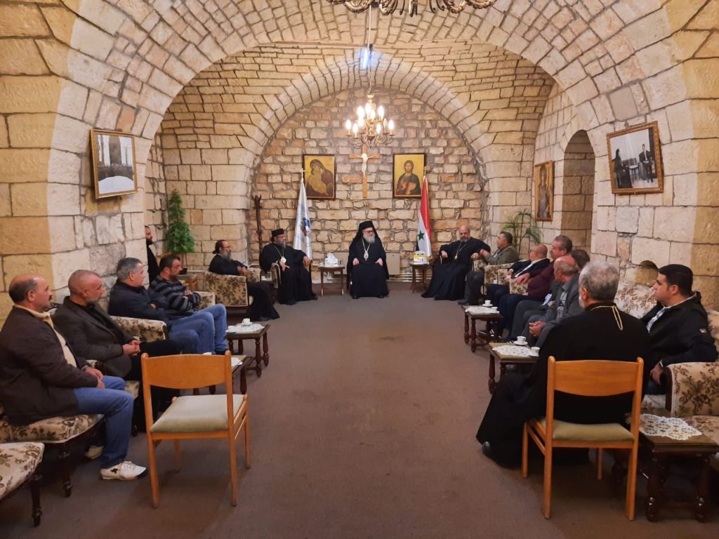 Patriarch Youhanna X receives delegations from the villages of Al Nasirah and Habnimra