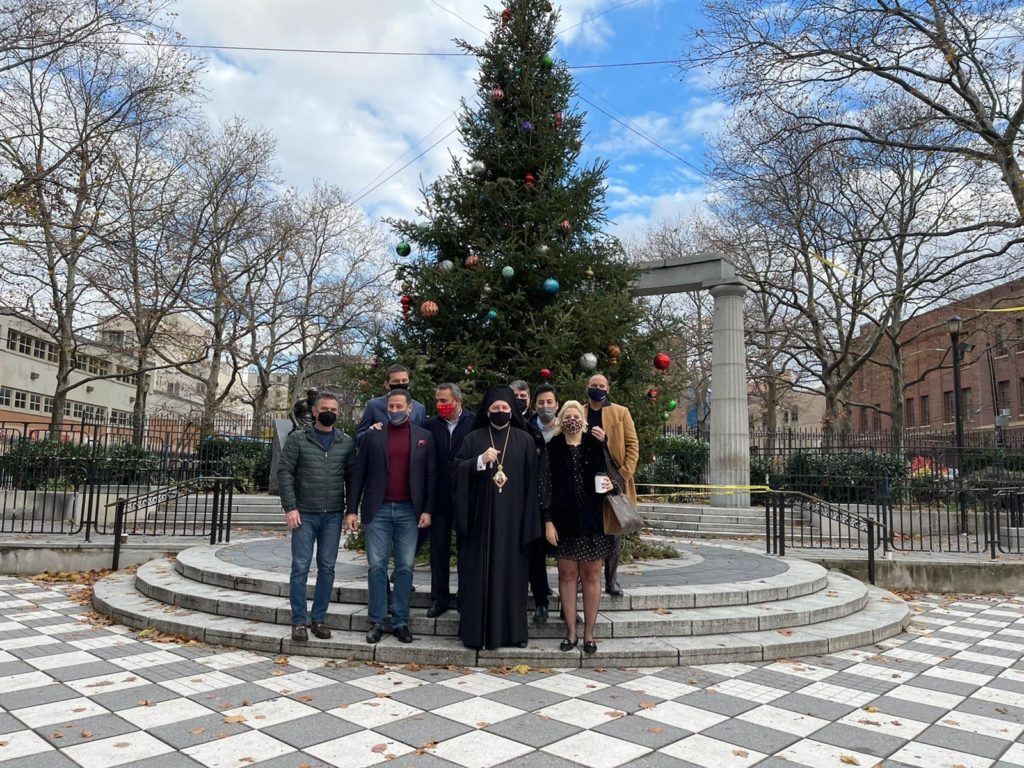 His Eminence Archbishop Elpidophoros of America visited the Christmas “Tree of Hope” In Athens Square, Astoria