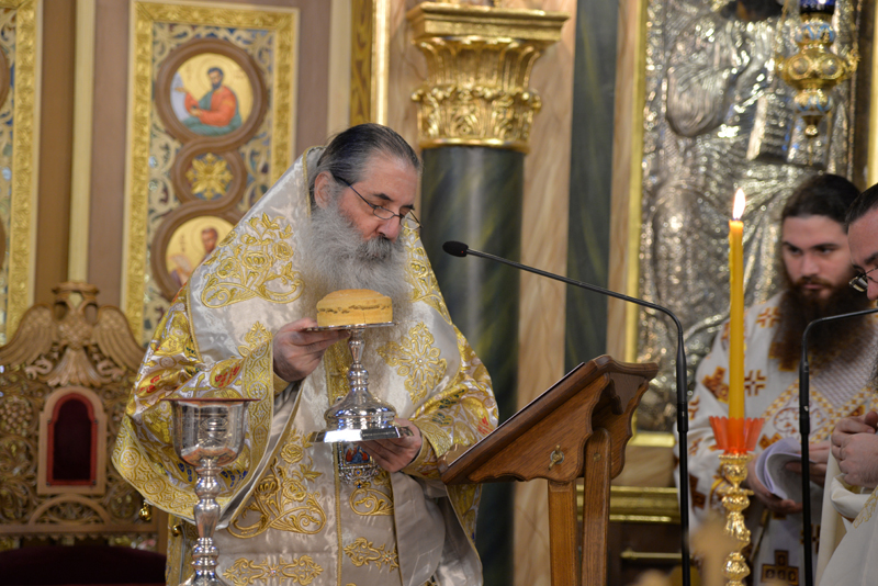 ამბროსი მედიოლანელის ლათინური წესის წირვა პირეაში [ფოტო]