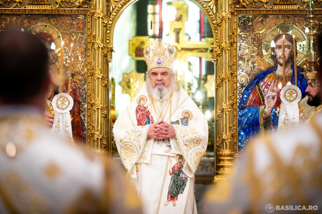 Saint Nicholas is a symbol of generosity and a friend of children: Patriarch Daniel