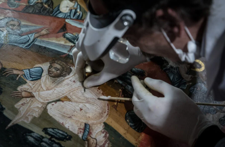 Greek restorer Venizelos Gavrilakis brings artifacts back to life