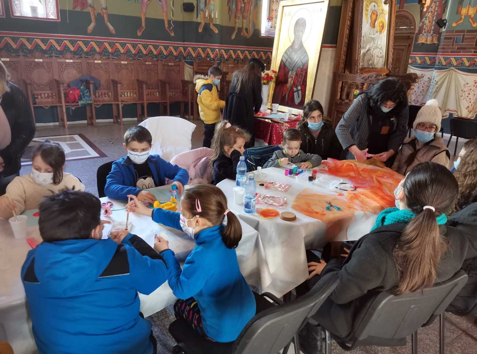 Atelier de mărţişoare şi storytelling la Parohia ...