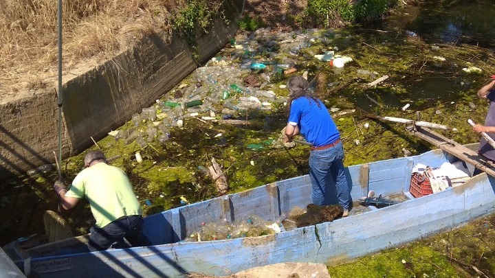 Εθελοντές απομάκρυναν περί τα 6.000 λίτρα σκουπιδιών