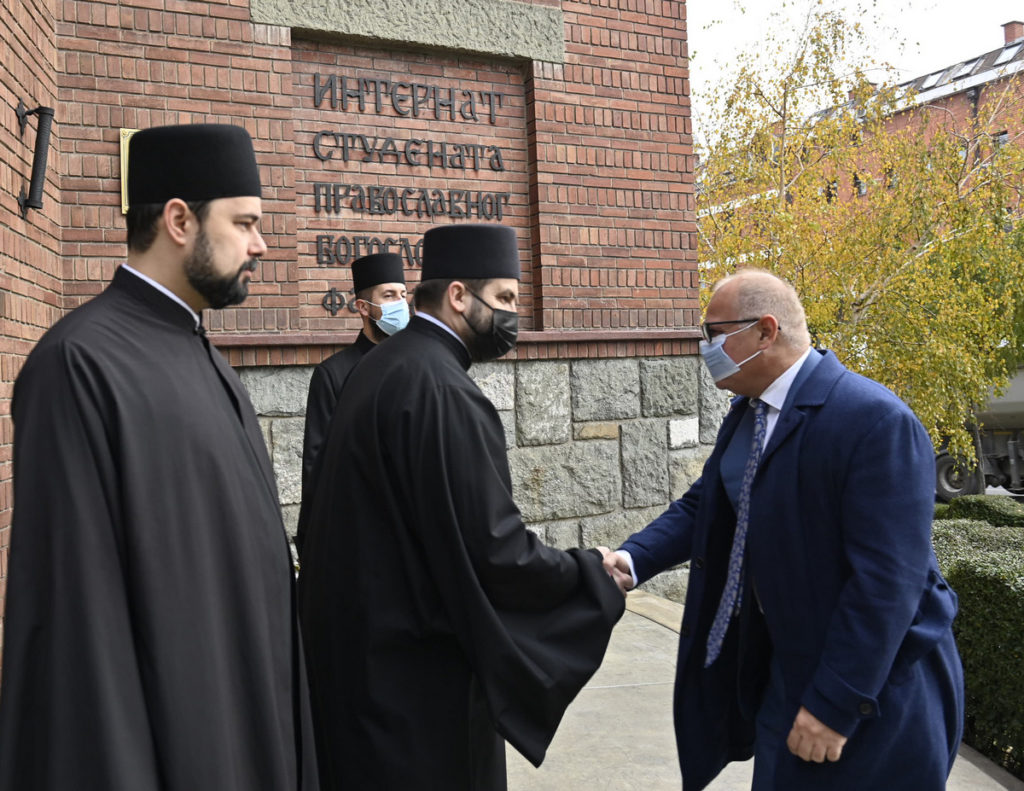 Ο Δήμος Βελιγραδίου στηρίζει τη Θεολογική Σχολή