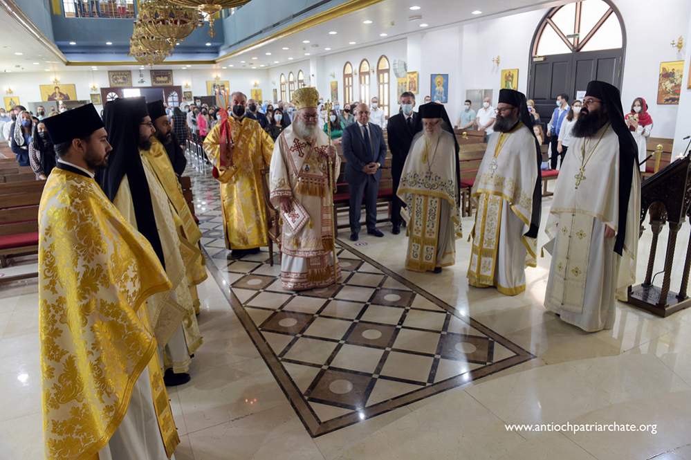 Патријарх Јован Х богослужио у Дубаију