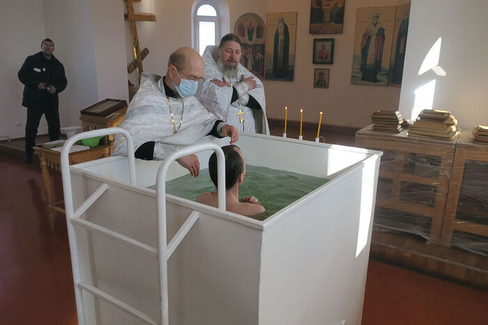 A DOZEN CONVICTS BAPTIZED IN RUSSIAN PRISON