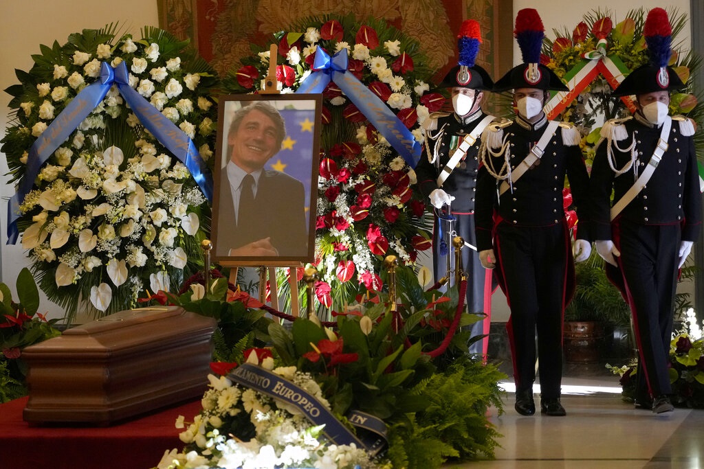Σακελλαροπούλου από κηδεία Σασόλι: Το ευρωπαϊκό όραμά του πολύτιμη παρακαταθήκη