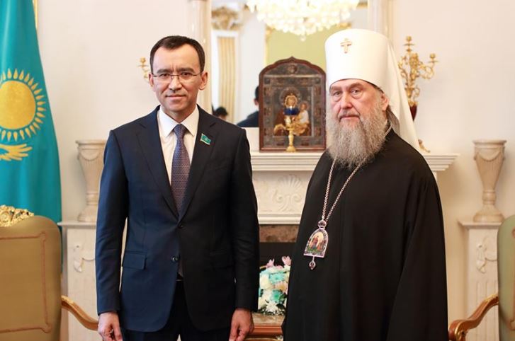 Ο Πρόεδρος της Γερουσίας του Καζακστάν στον Καθεδρικό Ναό της Αστάνας