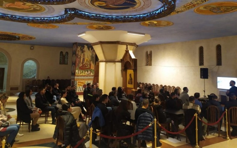 Ξεκίνησε η θρησκευτική αγωγή των νέων της Ποντγκόριτσα – Διάλεξη: «Στο δρόμο για τον Γολγοθά»