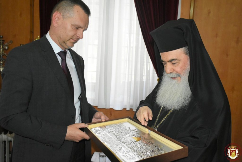 Στον Πατριάρχη Ιεροσολύμων ο ΥΠΕΣ της Δημοκρατίας της Σέρπσκα