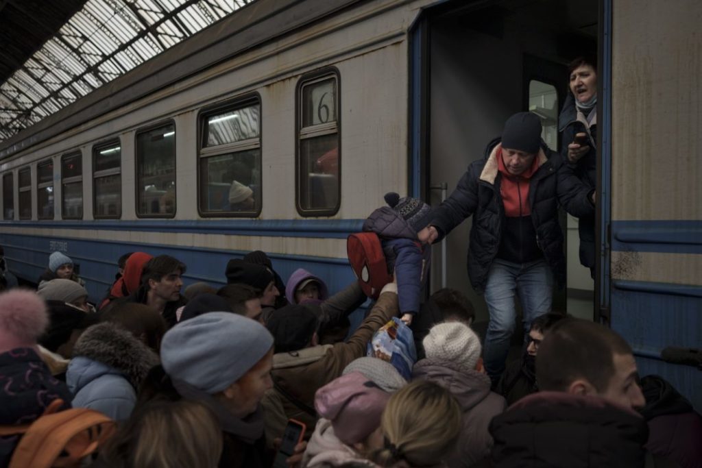 Ανθρωπιστική βοήθεια από την Αρχιεπισκοπή Αμερικής μέσω Φαναρίου