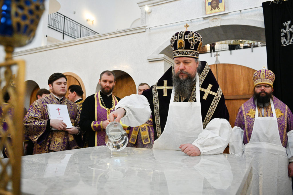Εγκαίνια στον Ιερό Ναό Αγίας Ζώνης τέλεσε ο Πατριάρχης Μόσχας