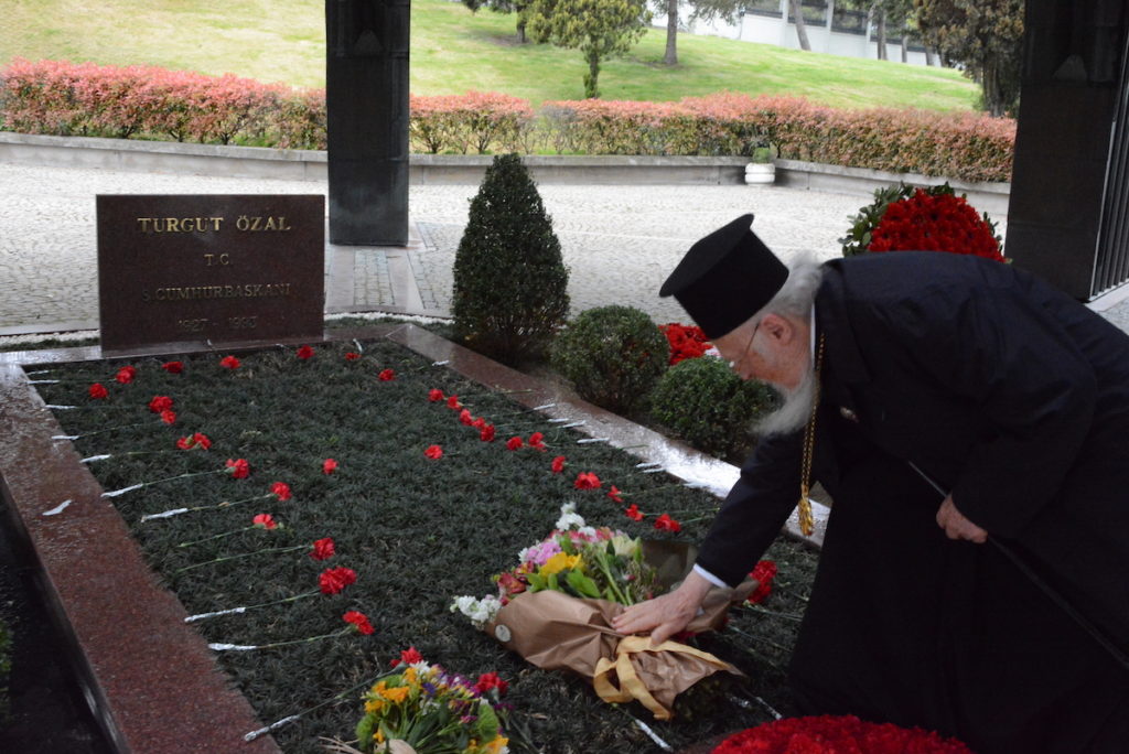 Ο Οικουμενικός Πατριάρχης στον τάφο του Προέδρου της Τουρκικής Δημοκρατίας Turgut Özal