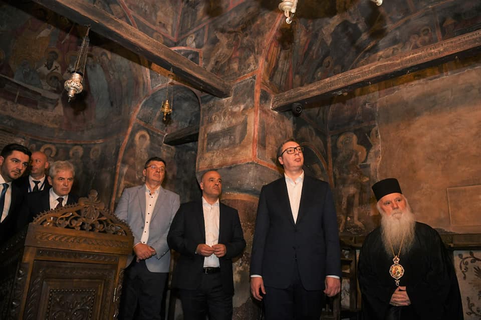 Predsednik Vučić sa liderima Zapadnog Balkana obišao manastir Svetog Nauma