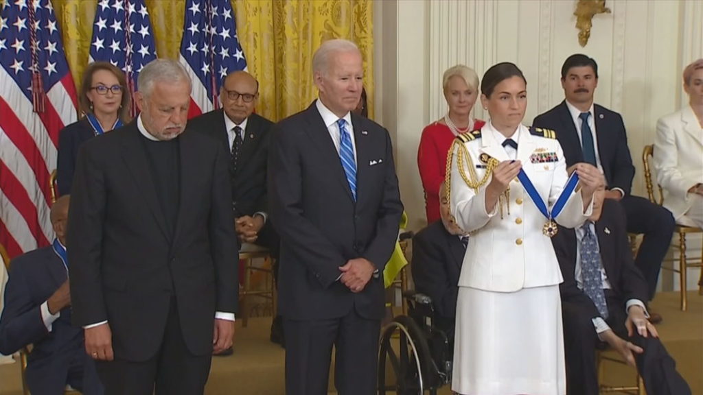 Fr. Alex Karloutsos awarded prestigious Presidential Medal of Freedom