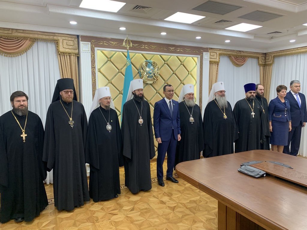 Αντιπροσωπεία του Πατριαρχείου Μόσχας συναντήθηκε με τον επικεφαλής της Γερουσίας του Καζακστάν