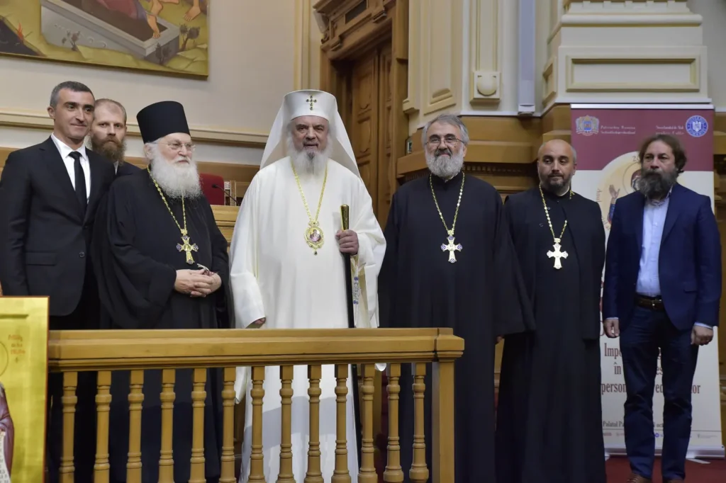 Abbot Ephraim of Vatopedi, New Testament translators, receive patriarchal order of St John Chrysostom