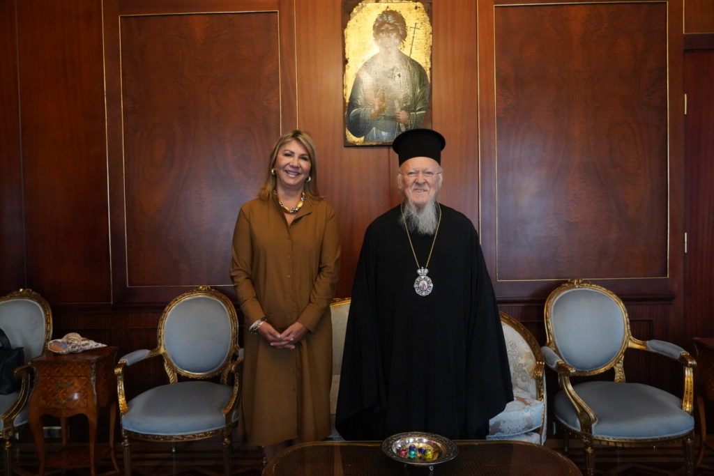 Η Υφυπουργός Παιδείας Ζέττα Μακρή στο Οικουμενικό Πατριαρχείο