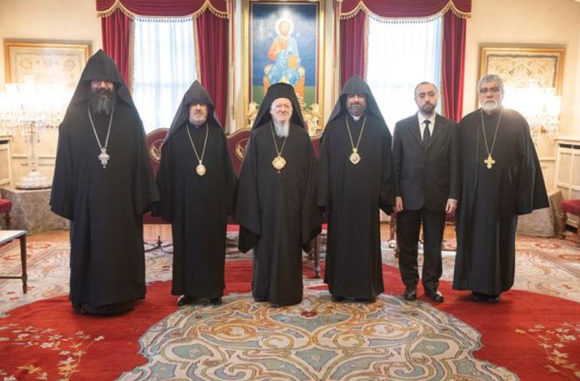 Εόρτιες ευχές του Οικουμενικού Πατριάρχη προς τον Πατριάρχη των εν Τουρκία Αρμενίων