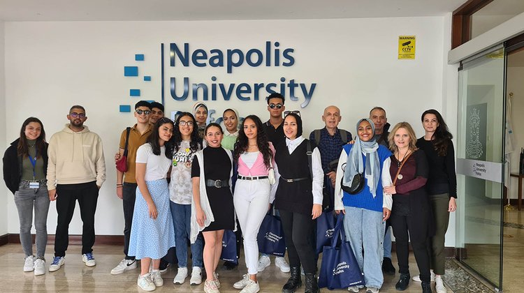 Κύπρος: Φιλοξενήθηκαν 12 μαθητές από την Αμπέτειο Σχολή Καΐρου