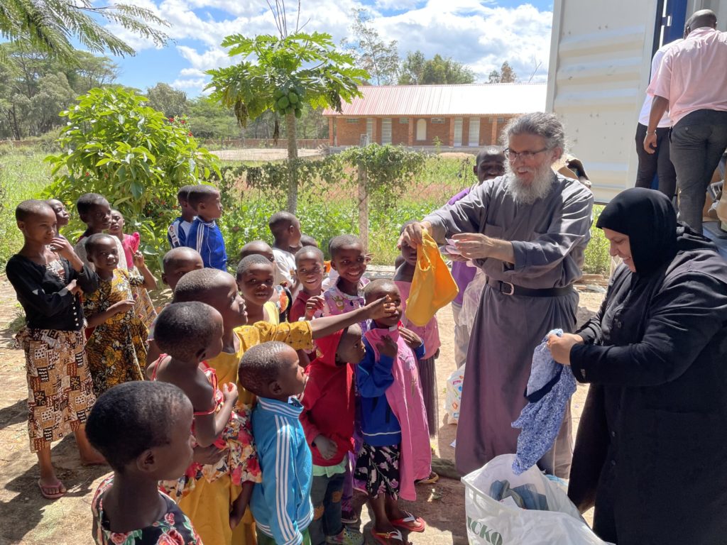 Προσφορά αγάπης στην Ιεραποστολή της Ιεράς Επισκοπής Αρούσας και Κεντρικής Τανζανίας