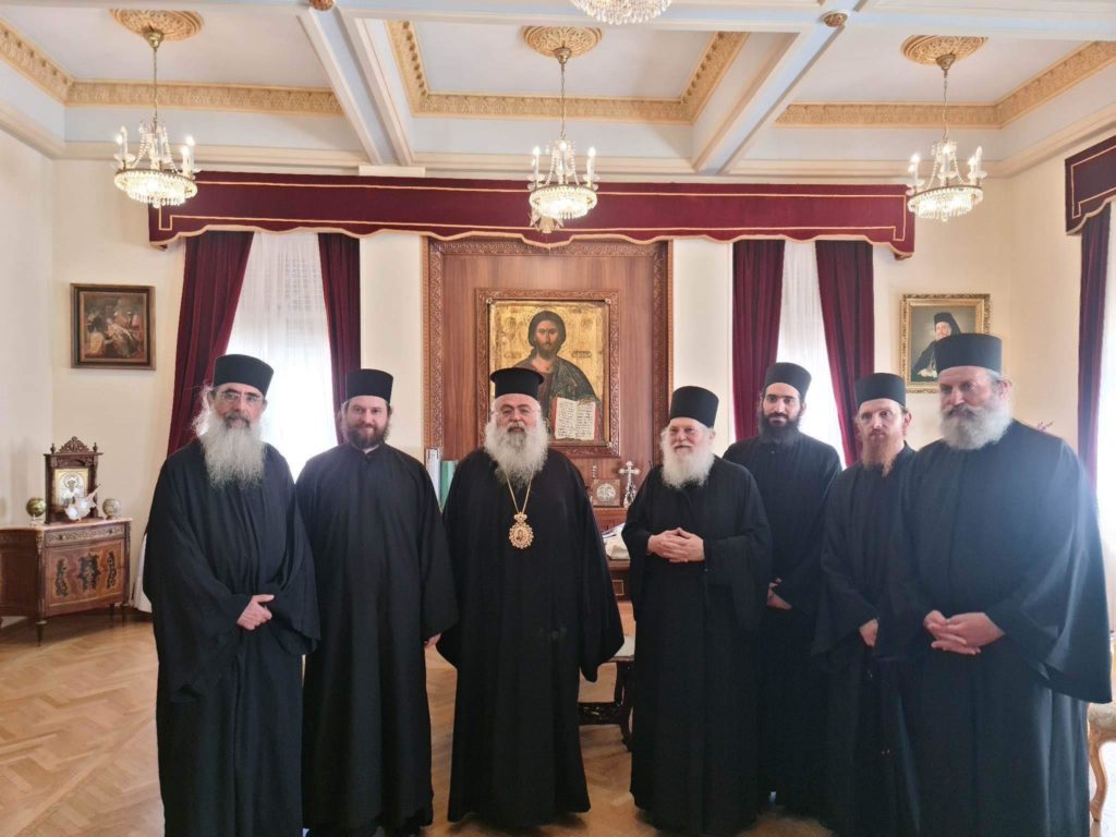Τον Αρχιεπίσκοπο Κύπρου Γεώργιο επισκέφθηκε ο Γέροντας Εφραίμ Βατοπαιδινός