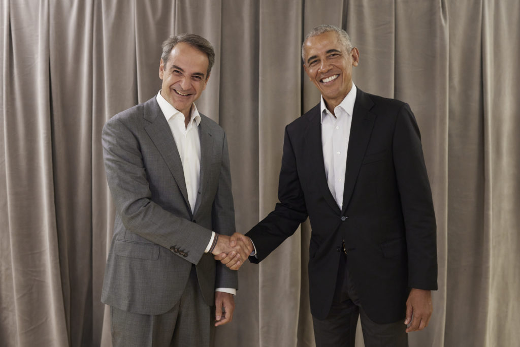 Συνάντηση Μητσοτάκη με Μπάρακ Ομπάμα – Φωτό από την επίσκεψη στην Ακρόπολη