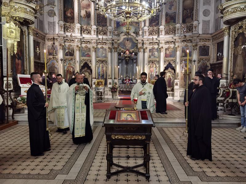 Свеноћно бденије у Саборном храму у Новом Саду поводом празника Преподобног Јустина Ћелијског