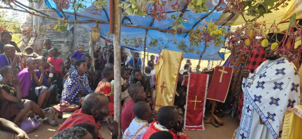 Τανζανία: Υπαίθρια Θεία Λειτουργία στην Ιρίνγκα