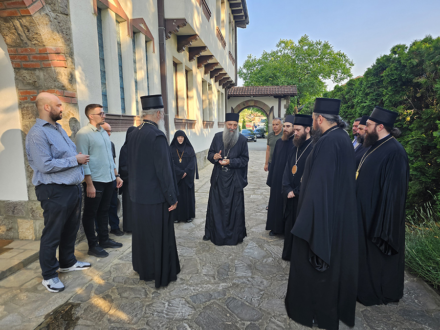 Στο μοναστήρι της Γκρατσάνιτσα στο Κοσσυφοπέδιο ο Πατριάρχης Σερβίας