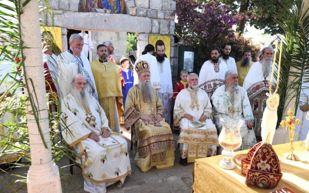 Више архијераја благословило традиционално превлачко саборовање: Јасеновац је наше друго Косово