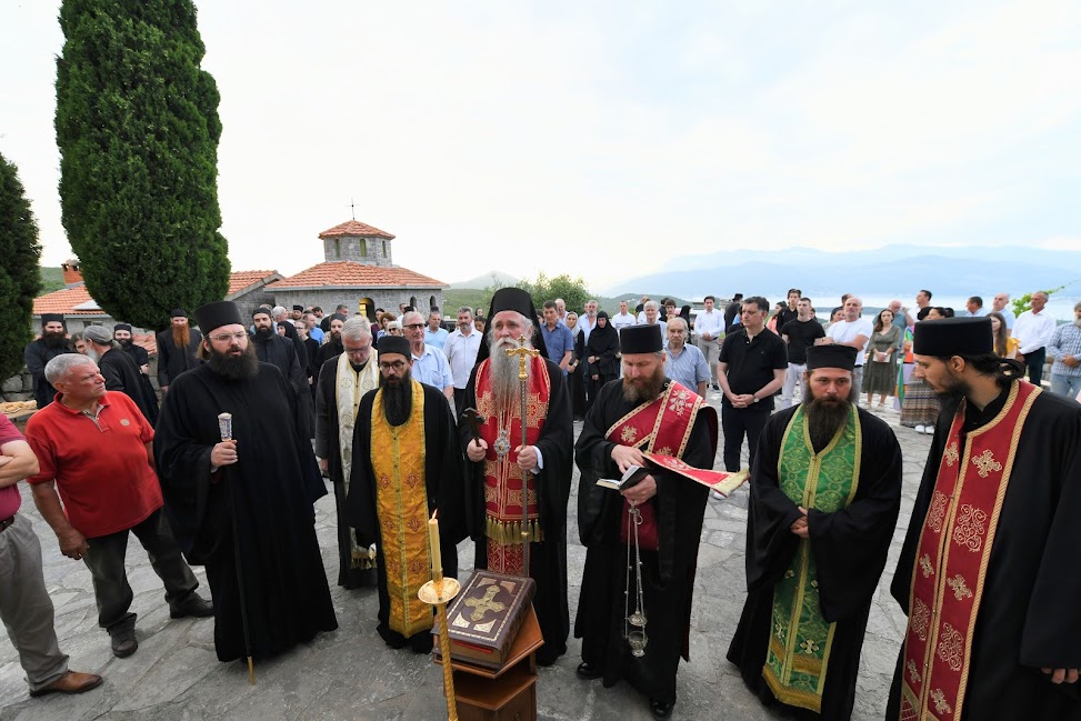 Митрополит Јоаникије у Бијелићима служио помен чувару Зејтинлика Ђорђу Михаиловићу