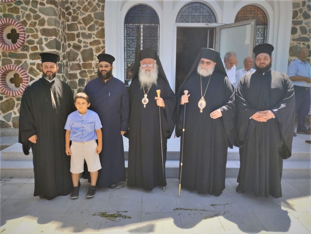 Συλλείτουργο Αρχιεπισκόπου Κύπρου και Μητροπολίτη Ταμασού στα Καμπιά