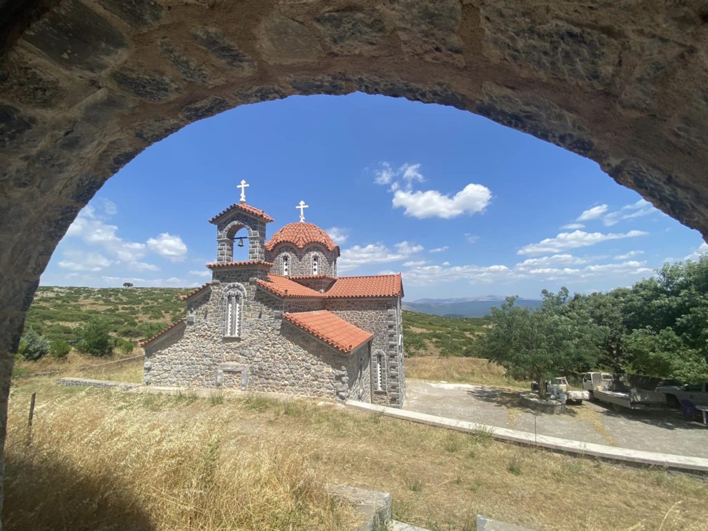 Πανηγυρίζει ο Ιερός Ναός Κοιμήσεως της Θεοτόκου Τσεμπερούς