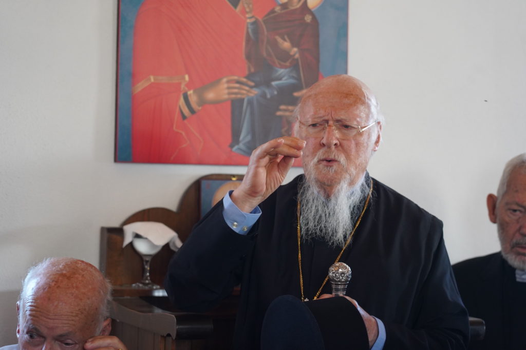 Ο Οικουμενικός Πατριάρχης στο εξωκκλήσι του Αγίου Τρύφωνος Σχοινουδίου Ίμβρου