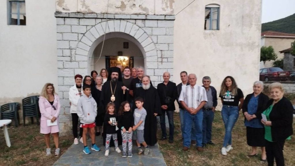 Παρακλήσεις, θείες Λειτουργίες και επισκέψεις σε χωριά της Καστοριάς