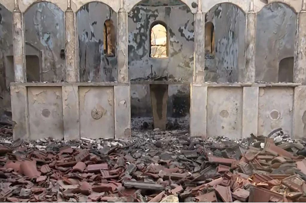 Αλεξανδρούπολη: Στάχτη έγινε ιστορική εκκλησία στο Αετοχώρι