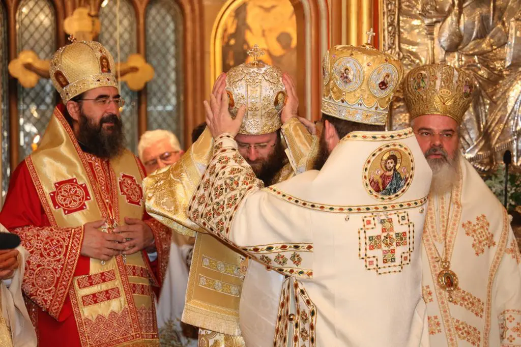 Paris: Assistant Bishop Nectarie of Brittany ordained in the “shadow and light” of the Cross