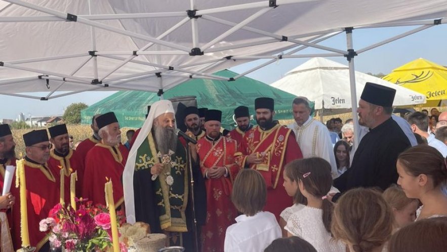 Ο Πατριάρχης Σερβίας έθεσε τον θεμέλιο λίθο για την ανέγερση ναού των Αγίων Νεομαρτύρων του Γιασένοβατς