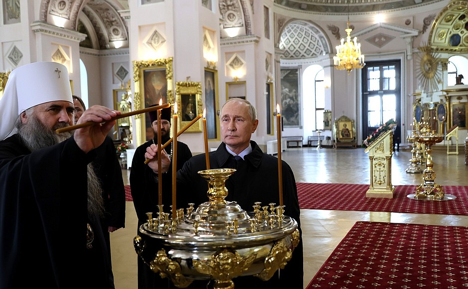 Επίσκεψη Πούτιν σε προσκυνήματα της Ιεράς Μητροπόλεως Νίζνι Νοβγκορόντ