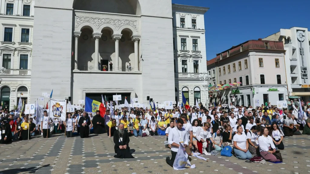 “God exists!” Int’l Meeting of Orthodox Youth 2023 pays tribute to the 1989 heroes who prayed under bullets in Timișoara