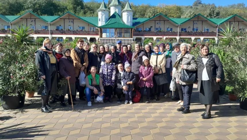 Ρουμανία: Προσκυνηματική εκδρομή 30 ηλικιωμένων από Οίκους Ευγηρίας Ορθόδοξου Φιλνθρωπικού Συλλόγου