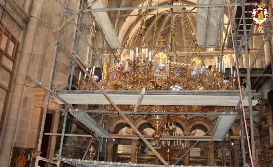 THE RESTORATION OF THE PRESERVED CHANDELIERS OF THE CHURCH OF THE HOLY SEPULCHRE